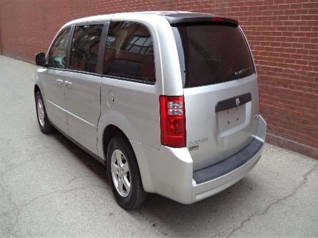2010 Dodge Grand Caravan SE 4dr Mini-Van